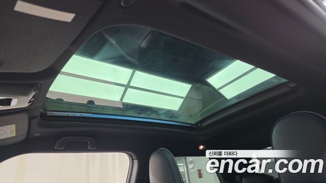 MINI Cooper Electric (IV) SE Favoured 2024 — фото 16