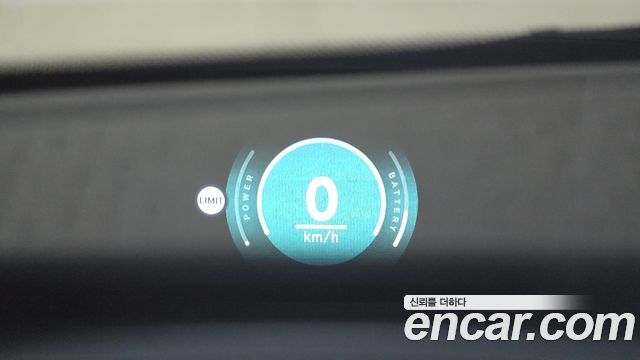 MINI Cooper Electric (IV) SE Favoured 2024 — фото 31