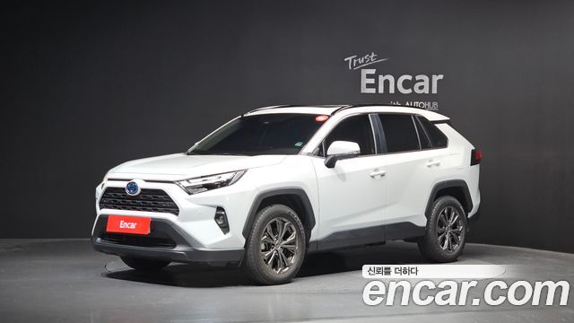 Toyota RAV4 (V) 2.5 2WD Hybrid XLE 2024 — фото 1