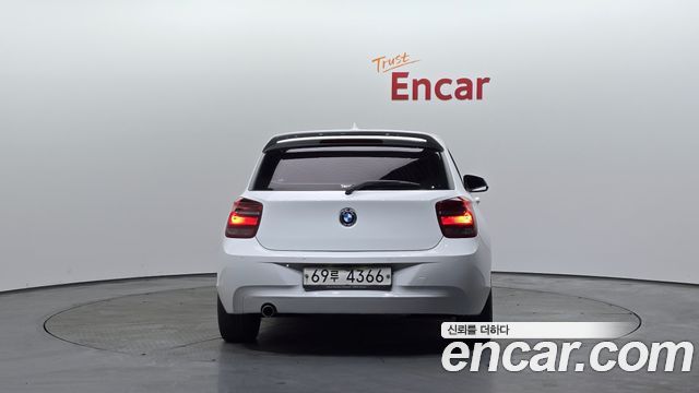 BMW 1 Series (F20) 118d Urban 5Dr 2014 — фото 4