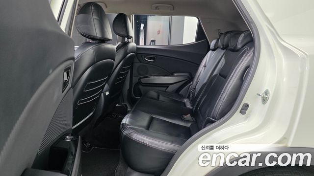 KG Mobility (SsangYong) Very New Tivoli Gasoline 1.5 2WD V1 2020 — фото 12