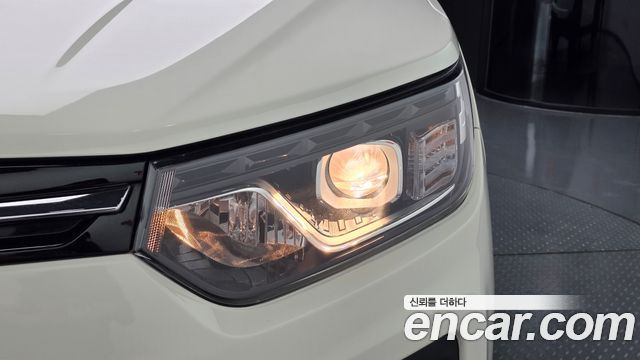 KG Mobility (SsangYong) Very New Tivoli Gasoline 1.5 2WD V1 2020 — фото 22