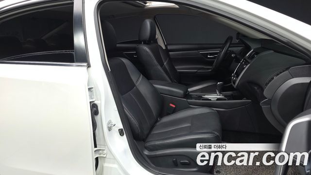 Nissan Altima 2.5 L33 2018 — фото 12