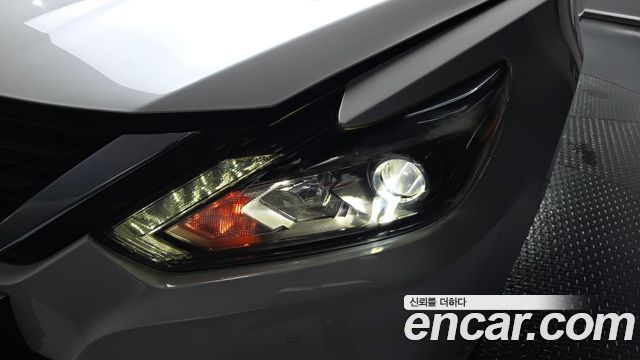 Nissan Altima 2.5 L33 2018 — фото 22