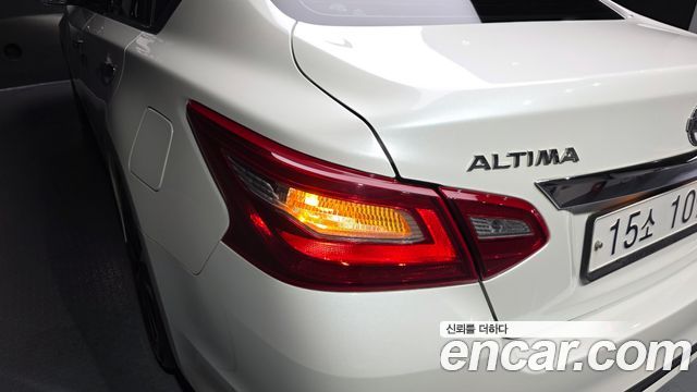 Nissan Altima 2.5 L33 2018 — фото 23