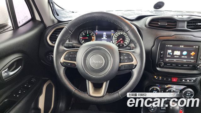 Jeep Renegade 2.0 Diesel Longitude AWD 2015 — фото 12