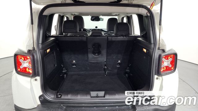 Jeep Renegade 2.0 Diesel Longitude AWD 2015 — фото 20
