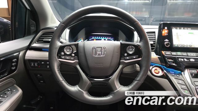 Honda Odyssey 3.5 5th 2023 — фото 17
