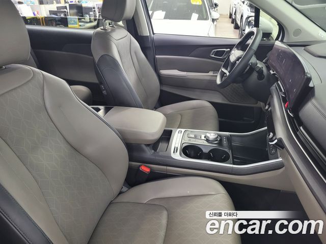 Kia Carnival (IV) Diesel 9-Seater Prestige 2025 — фото 18