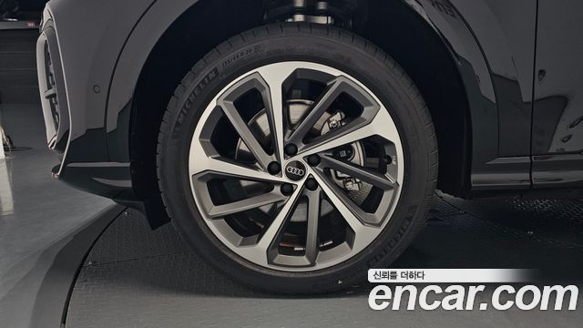 Audi Q5 (80A) 40 TFSI Quattro Sportback S Line 2025 — фото 5