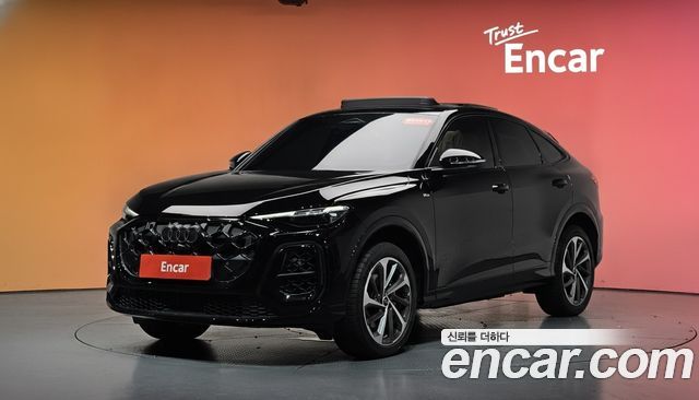 Audi Q5 (80A) 40 TFSI Quattro Sportback S Line 2025 — фото 1