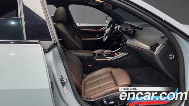 BMW 4 Series (G22) 420i M Sport Performance Gran Coupe 2024 — фото 11