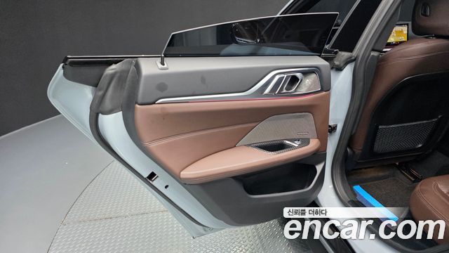 BMW 4 Series (G22) 420i M Sport Performance Gran Coupe 2024 — фото 25