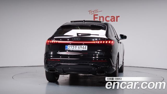 Audi Q5 (80A) 40 TFSI Quattro Sportback S Line 2025 — фото 4