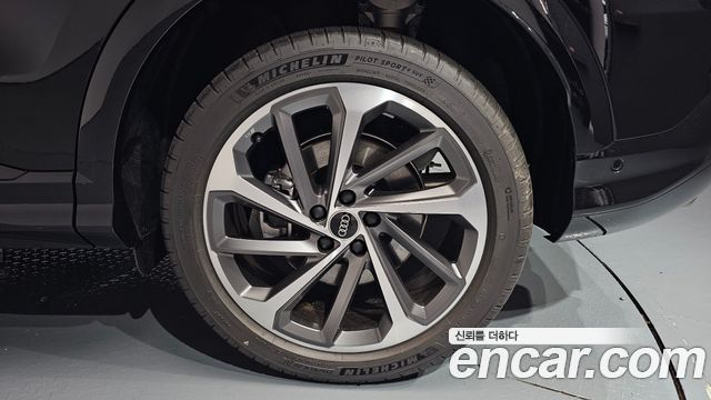 Audi Q5 (80A) 40 TFSI Quattro Sportback S Line 2025 — фото 21