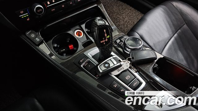 BMW 5 Series (F10) 520d xDrive Luxury 2014 — фото 9