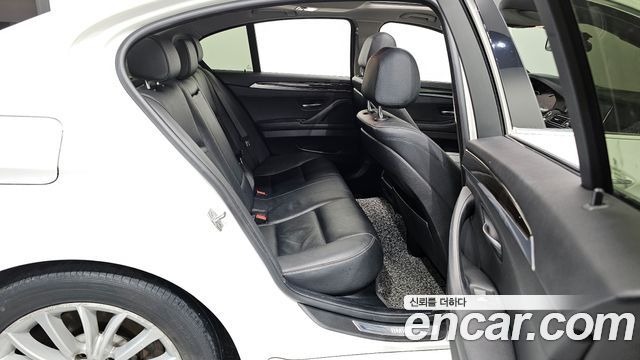BMW 5 Series (F10) 520d xDrive Luxury 2014 — фото 12