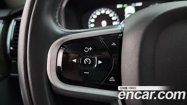 Volvo XC90 (II) D5 Momentum 2017 — фото 17