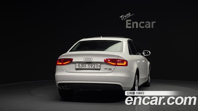 Audi A4 35 TDI Quattro B8 2015 — фото 4