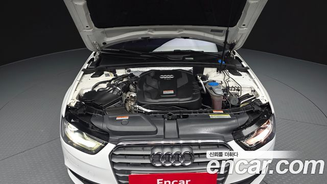 Audi A4 35 TDI Quattro B8 2015 — фото 6