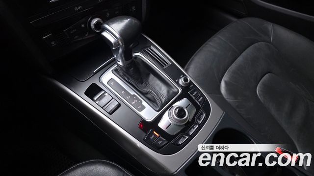 Audi A4 35 TDI Quattro B8 2015 — фото 9