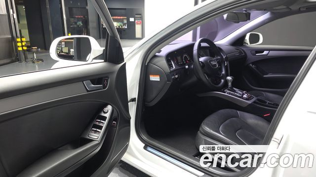 Audi A4 35 TDI Quattro B8 2015 — фото 10