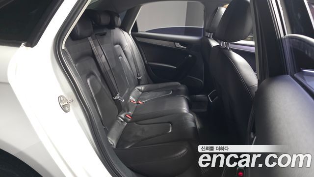 Audi A4 35 TDI Quattro B8 2015 — фото 12