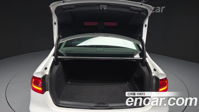 Audi A4 35 TDI Quattro B8 2015 — фото 20