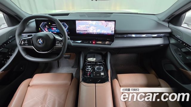 BMW 5 Series (G60) 530i xDrive 2024 — фото 7