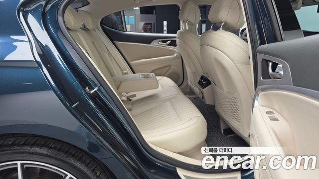 Genesis G70 Gasoline 2.0T 2WD 2022 — фото 16
