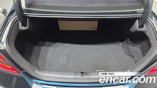 Genesis G70 Gasoline 2.0T 2WD 2022 — фото 24