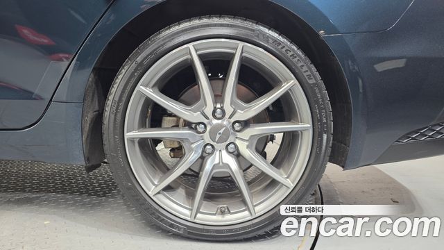 Genesis G70 Gasoline 2.0T 2WD 2022 — фото 27