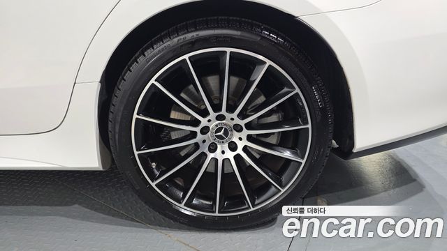 Mercedes-Benz CLS-Class (C257) CLS450 4MATIC AMG Line 2021 — фото 21