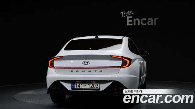 Hyundai Sonata (DN8) 1.6 Turbo Premium Plus 2022 — фото 4