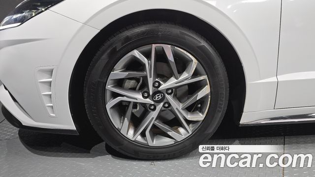Hyundai Sonata (DN8) 1.6 Turbo Premium Plus 2022 — фото 5