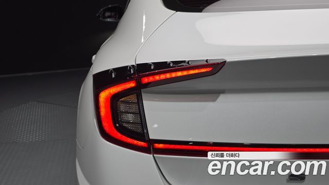 Hyundai Sonata (DN8) 1.6 Turbo Premium Plus 2022 — фото 23