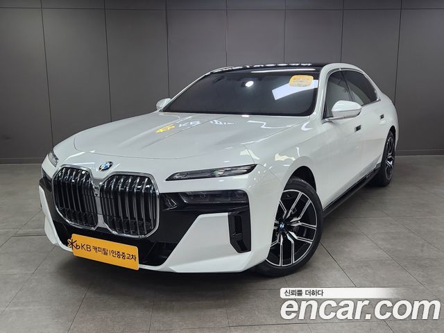 BMW 7 Series (G70) 740d xDrive M Sport