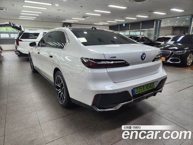 BMW 7 Series (G70) 740d xDrive M Sport 2026 — фото 2