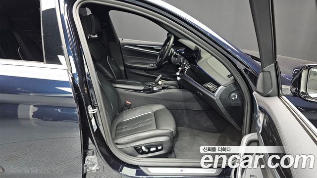 BMW 5 Series (G30) 530i M Sport Package Plus 2019 — фото 26