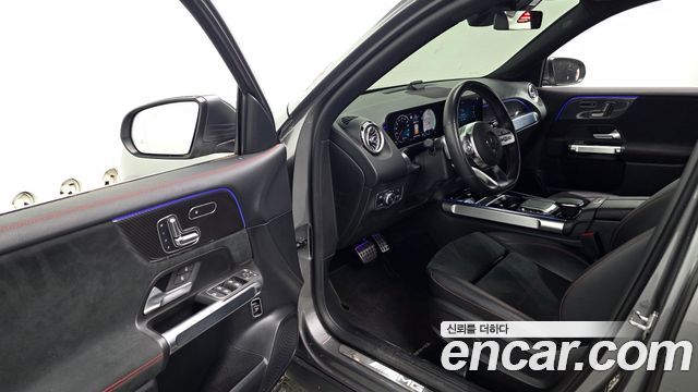 Mercedes-Benz GLB-Class (X247) AMG GLB35 4MATIC 2021 — фото 10