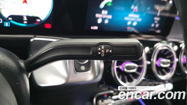 Mercedes-Benz GLB-Class (X247) AMG GLB35 4MATIC 2021 — фото 23