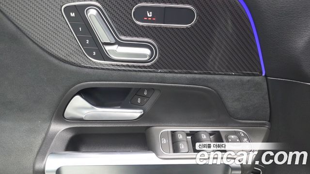 Mercedes-Benz GLB-Class (X247) AMG GLB35 4MATIC 2021 — фото 33
