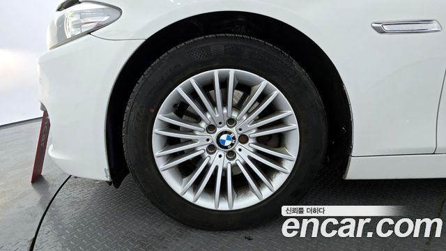BMW 5 Series (F10) 520d xDrive 2014 — фото 5