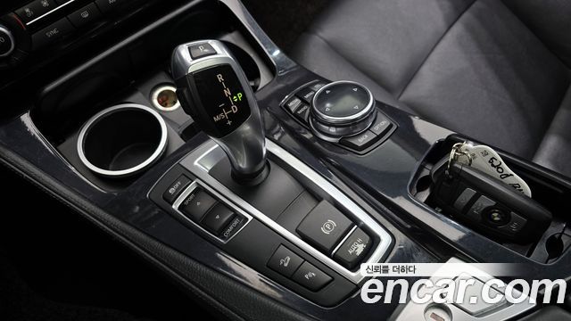 BMW 5 Series (F10) 520d xDrive 2014 — фото 9