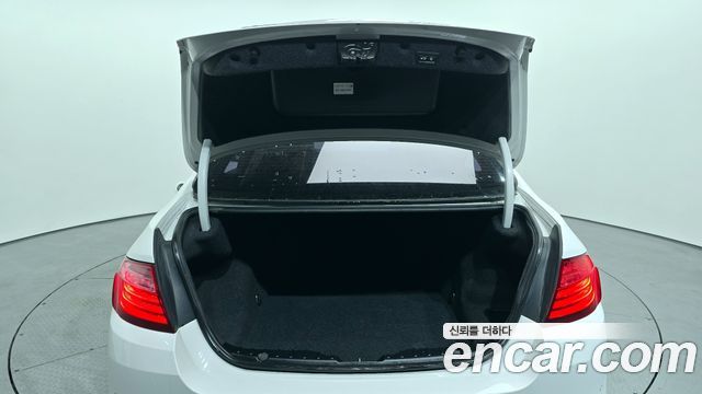 BMW 5 Series (F10) 520d xDrive 2014 — фото 20