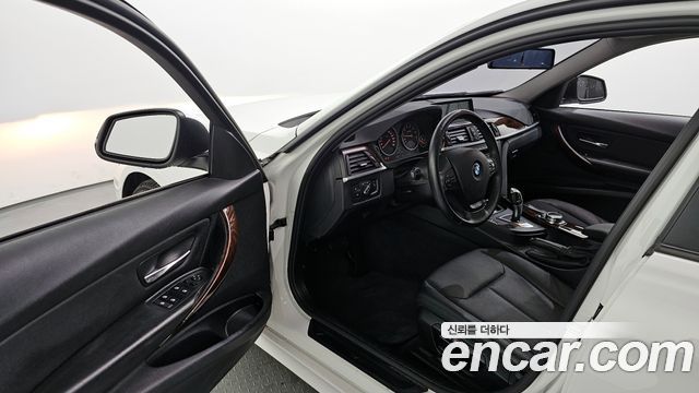 BMW 3 Series (F30) 320i 2014 — фото 10