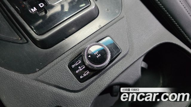 KG Mobility (SsangYong) Rexton Sports Khan Diesel 2.2 4WD Prestige (Leaf) 2021 — фото 18