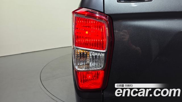 KG Mobility (SsangYong) Rexton Sports Khan Diesel 2.2 4WD Prestige (Leaf) 2021 — фото 23