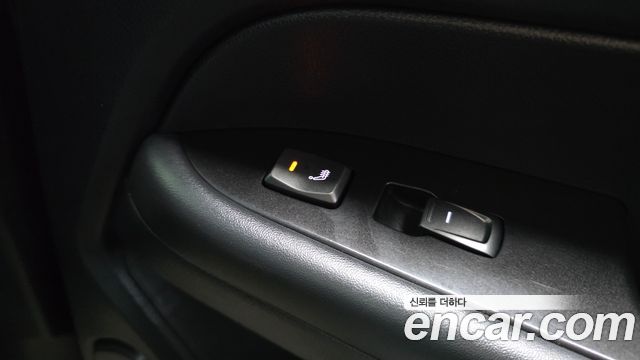 KG Mobility (SsangYong) Rexton Sports Khan Diesel 2.2 4WD Prestige (Leaf) 2021 — фото 28