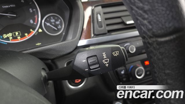 BMW 3 Series (F30) 320d 2015 — фото 18